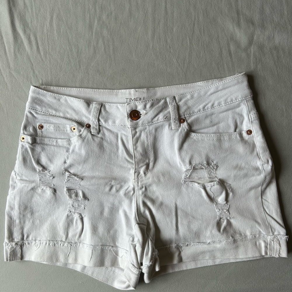 Time and Tru White Distressed Denim Shorts
